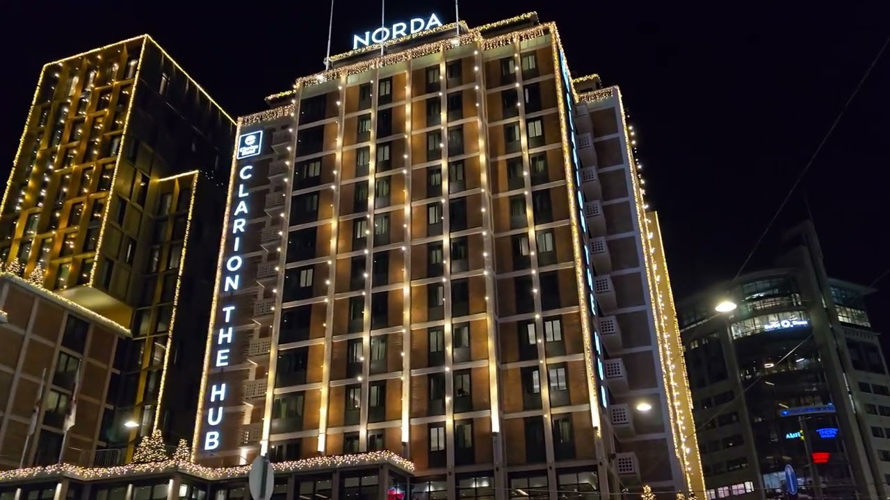 Clarion The Hub Julebelysning Er På!