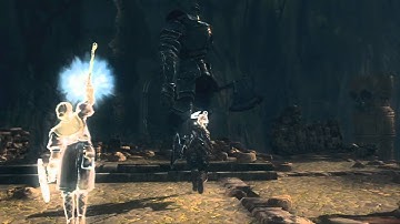 Dark Souls - X360 / PS3 - Watch out for the Mighty Fiends! (Gamescom 2011 Trailer)