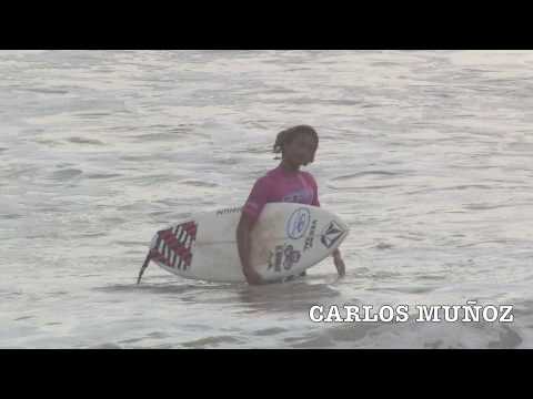 16 year old surfer Carlos Muoz