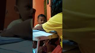 Kakak Ajarin Adik Menulis