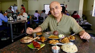 Non Vegetarian FEAST At RANGANNA MILITARY HOTEL|Famous Mutton Pulao, Kheema Gojju, Mudde |Bangalore