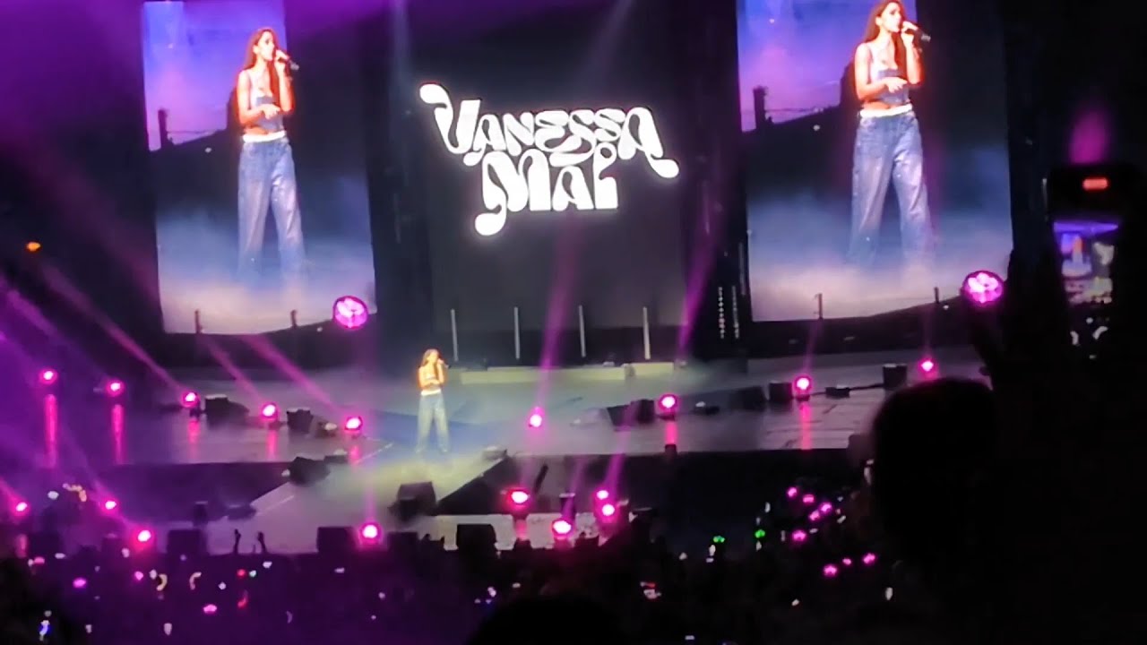 Vanessa Mai - Live Schlagernacht des Jahres Frankfurt Festhalle 07.12.2024