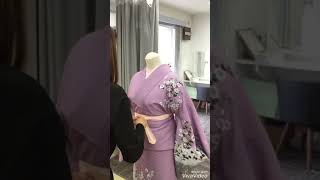 訪問着の着装の様子です。二重太鼓