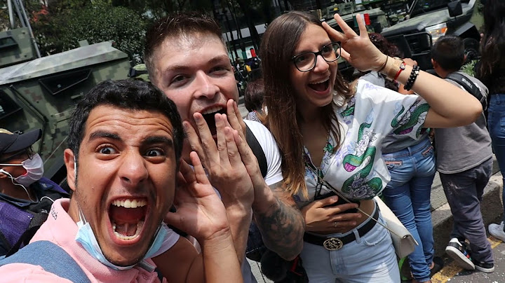 VIVIMOS POR PRIMERA VEZ EL DESFILE MILITAR CON TODOS MIS AMIGOS ESPAÑOLES