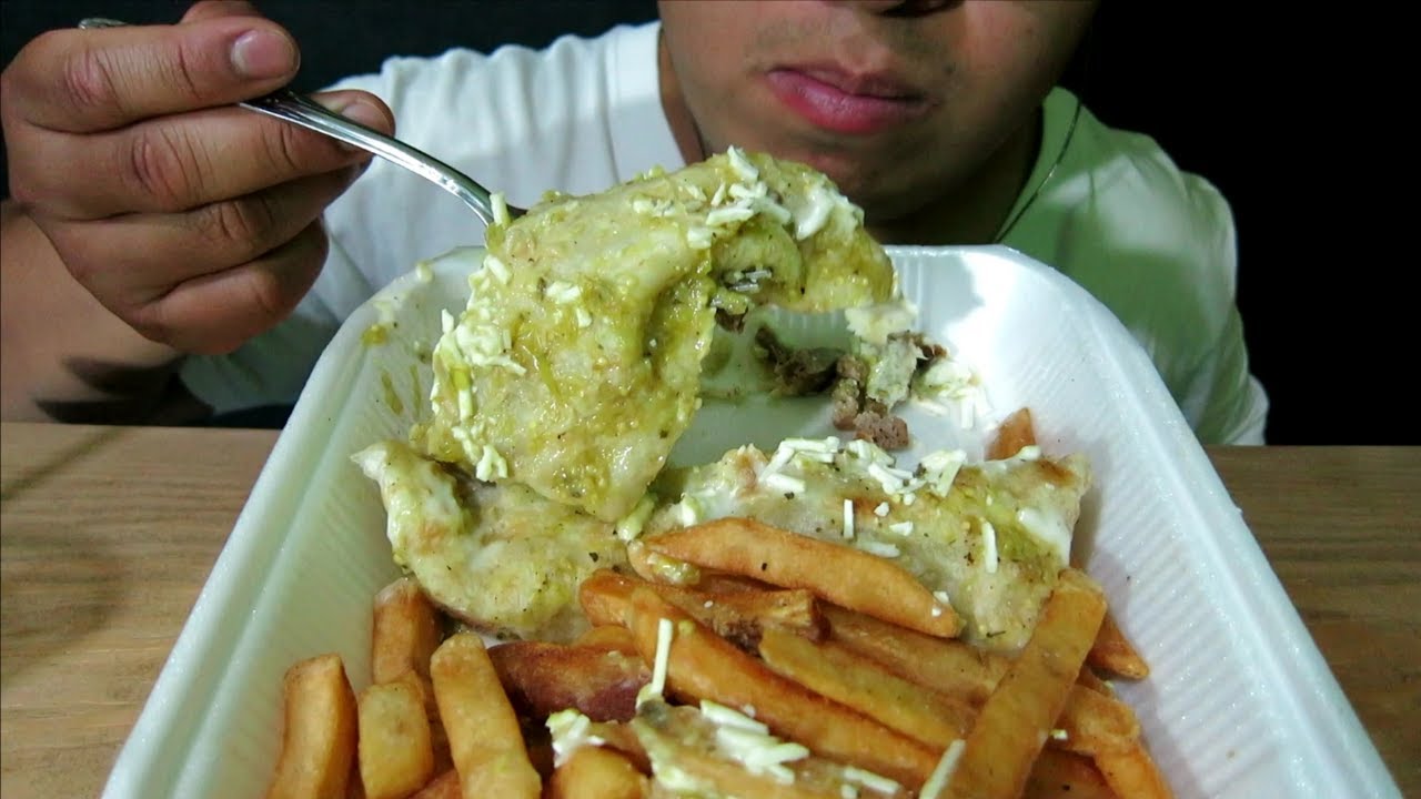 ASMR MUKBANG | COMIENDO ENCHILADAS VERDES (destruidas) Y PAPAS FRITAS.