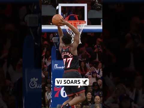 Edgecombe flies through the lane 🦅