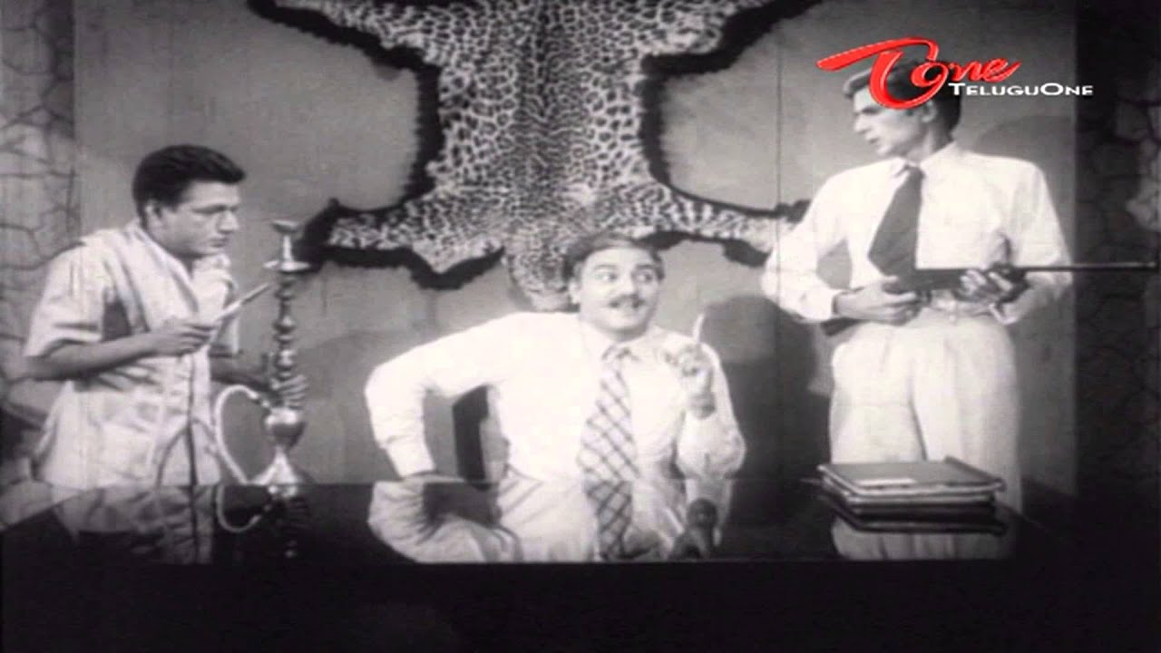 Funny Scene Between Gummadi Ramana Reddy - NavvulaTV - YouTube