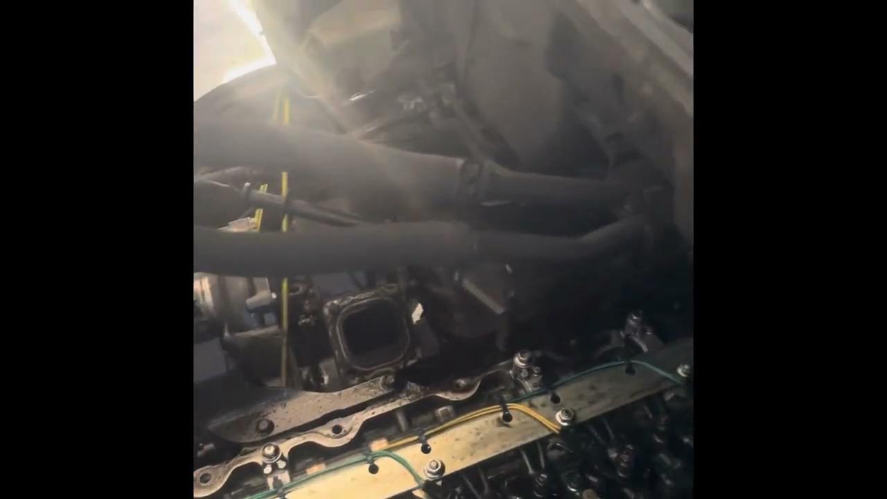Como cambiar injectores de un hino 268 how to change injectors on a