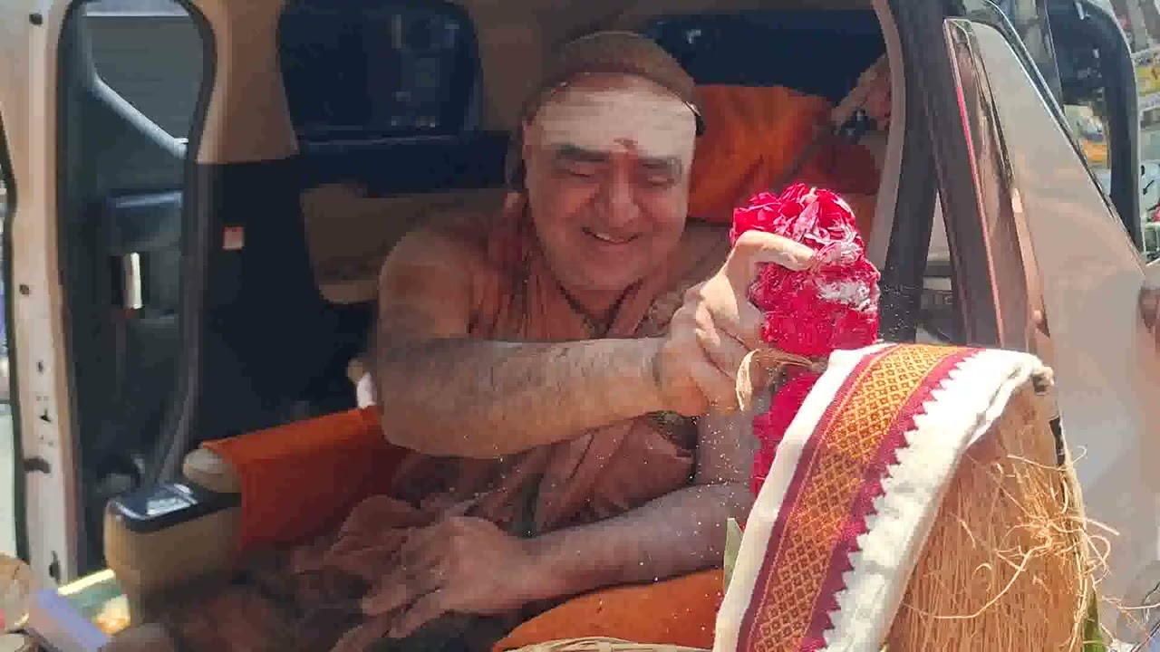 காஞ்சி சங்கராச்சாரியார் பல்வேறு ஆலயங்களில் தரிசனம் kanchi sankarachariyar kovil visit