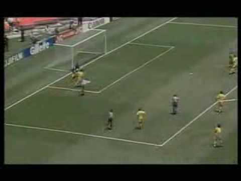 What a defender shouldnt do...but Hagi does