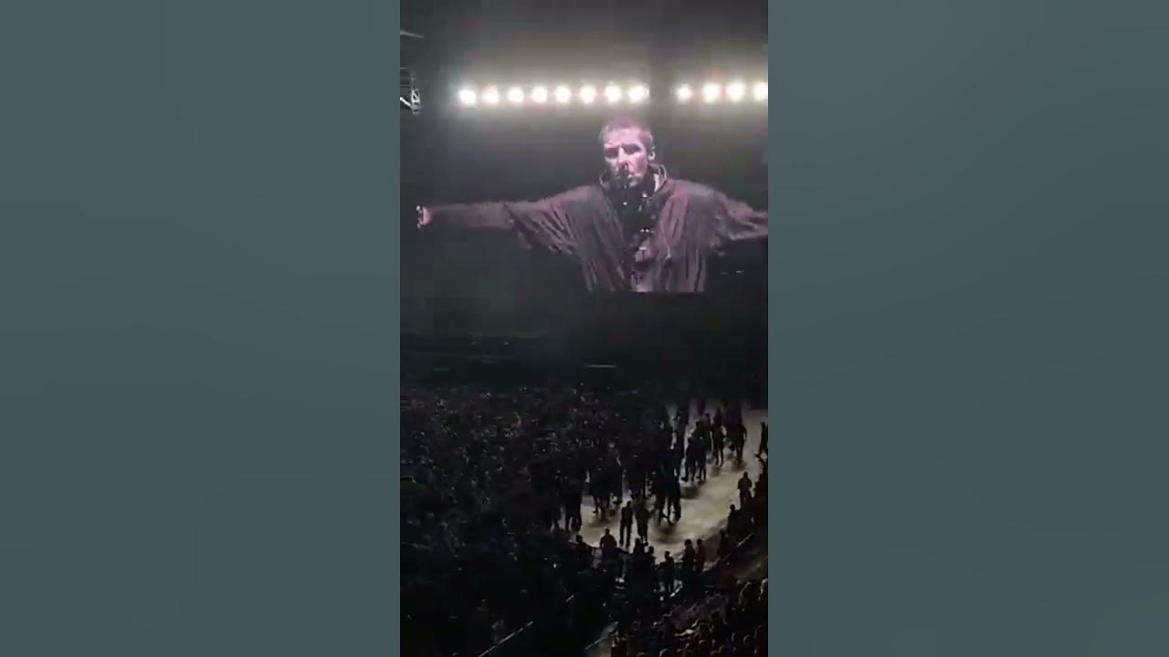 OASIS LIVE ‘25- Liam asking everyone to do the Poznań at Cardiff gig 2025 #oasis #oasisfans