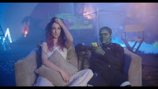 Nadia Vaeh - "Let Go" (Official Music Video)