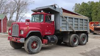 1985 Mack R model tandem axle dump truck For Sale at Auction