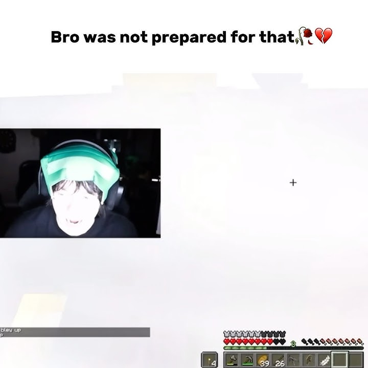 Bro got da most insane flash bang 😭#creebus#al1#wallibear #cheappickle#tinymacdude#goofygang