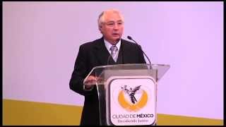 Manuel Castells habla sobre el caso de los estudiantes de Ayotzinapa