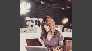 Hypnotic Backdrops for Studying at Cafes