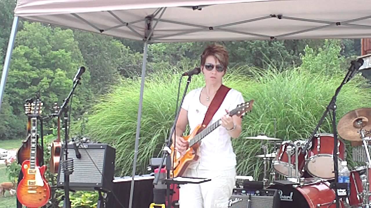 Cari Rey