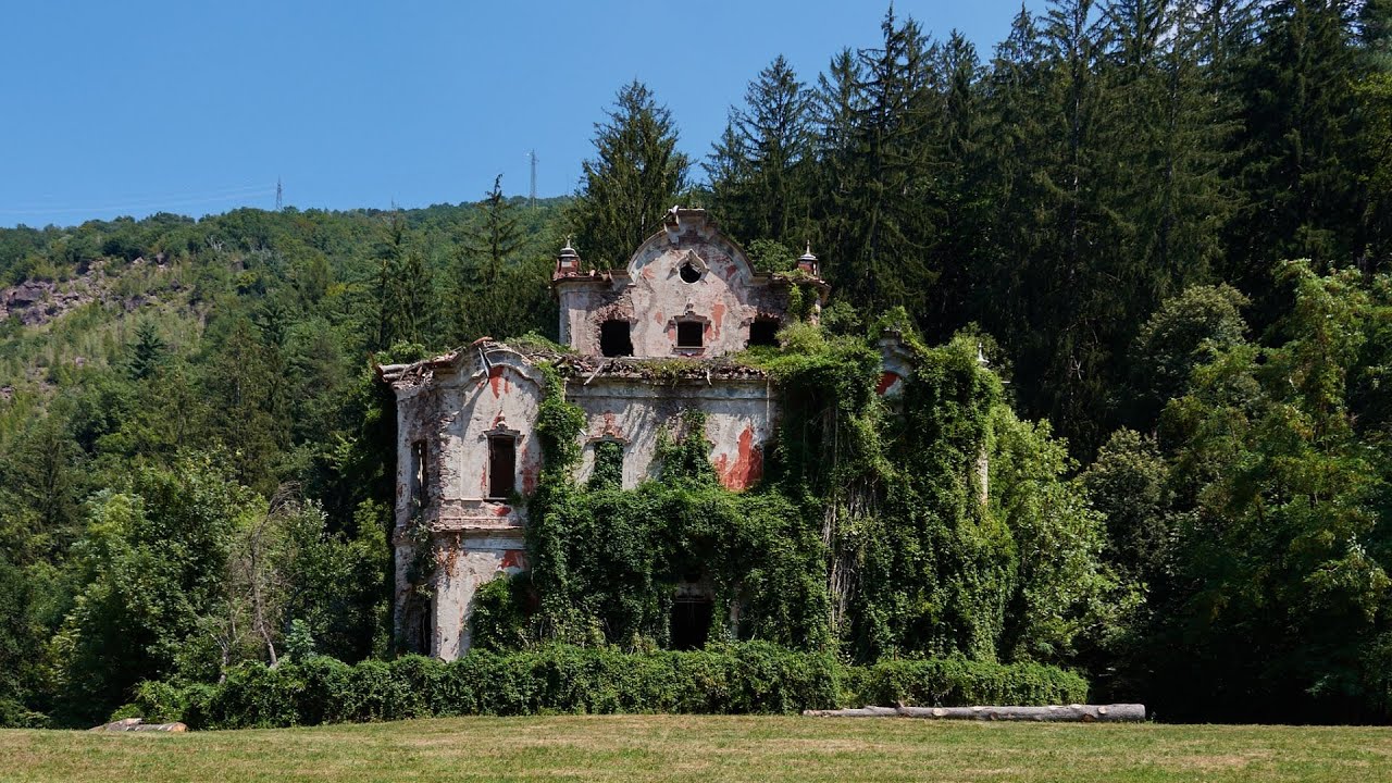 Villa De Vecchi - la casa rossa - esplorazione e rilevamento presenze - URBEX ITALIA