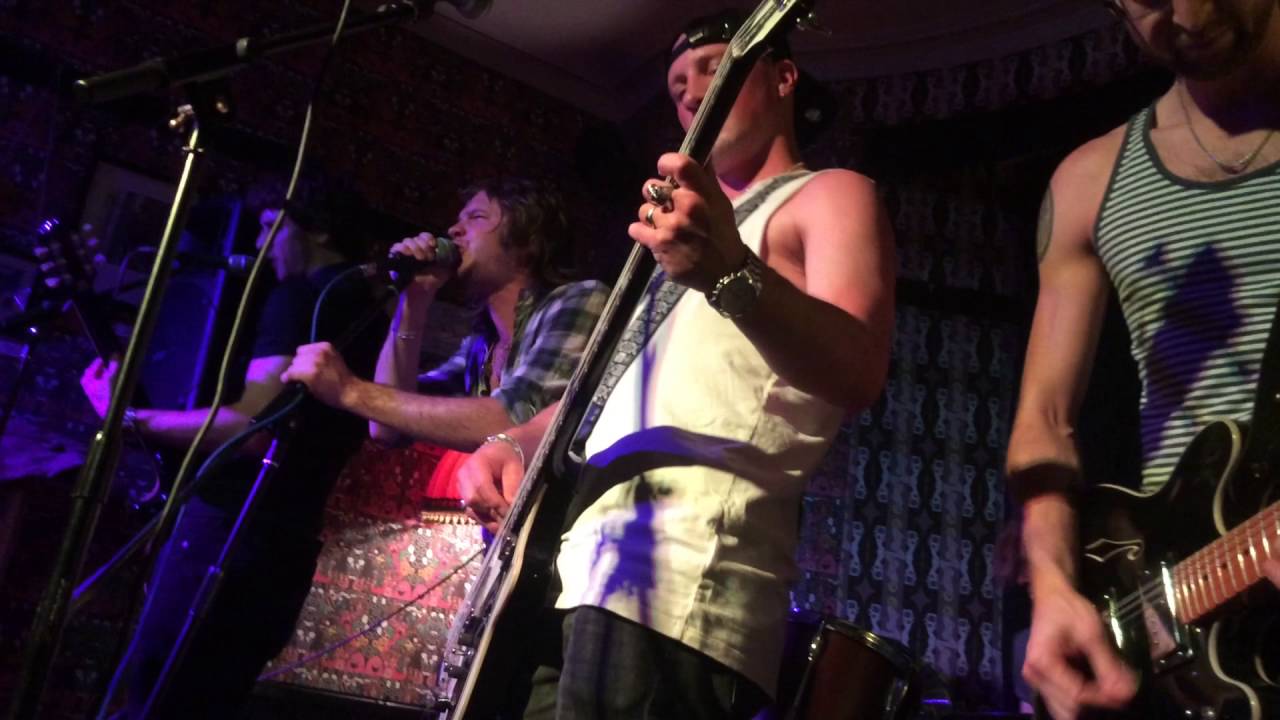 The Fuses play the Pelirocco Bar