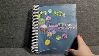 Essential Oils Desk Reference - Lots Of Info & Easy To Read Wealth
