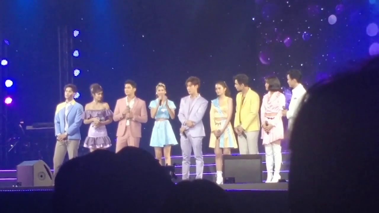 [FANCAM] #7hdCharityconcert #รักคือการให้ ชอบแบบนี้ No Body But You ผ้าเช็ดหน้า