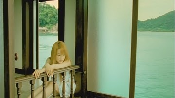 2003年白金大碟《沾沾自喜》主打歌2——《爱无边》 从03年一首《沾沾自喜》红遍全亚洲的小天后,到现在的一首原创沪语《上海谣》，她已成为魅力与实力齐绽放的海派音乐人,一直在自己音乐梦想的道路上蜕变。