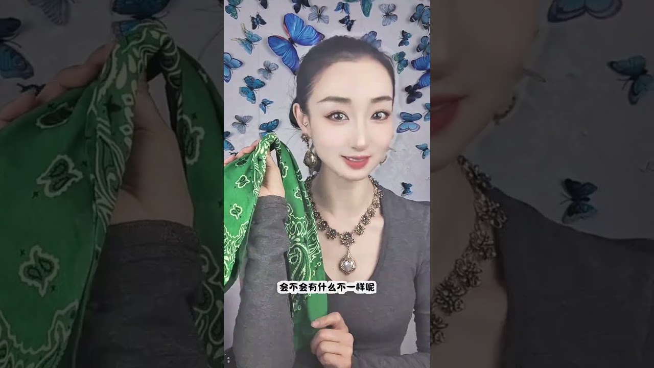 The Real Deal: Why Can't You Fix the Blogger's Hair in Internet Videos