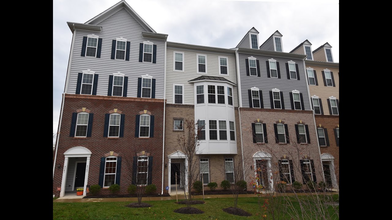 9545 Chancellorsville Lane, Woodbridge, VA 3 Bed/2.5 Bath Townhouse