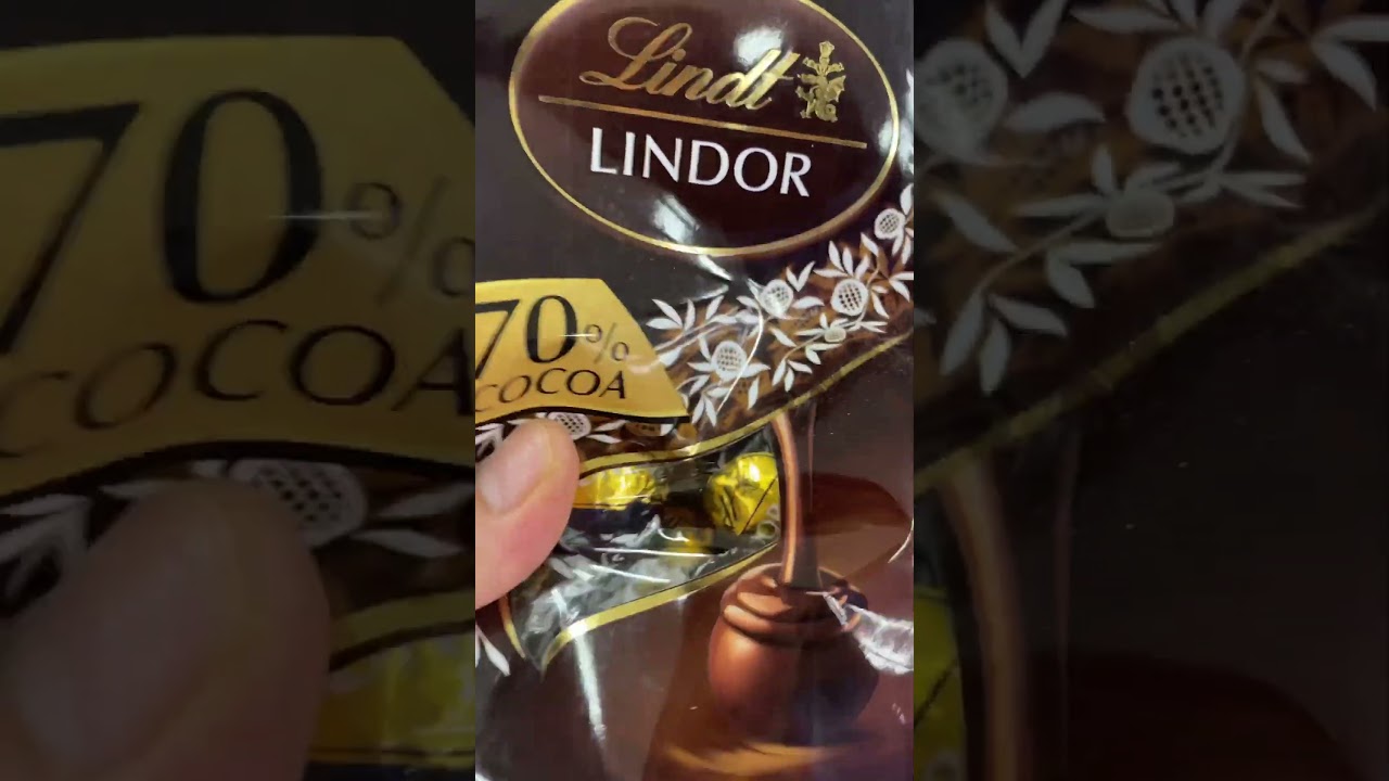 Sera Goto on X: Oooohhh yyyeeeaaahhhh @Lindt #pyreneens #chocolate  #chocolat #onlyinFrance  / X