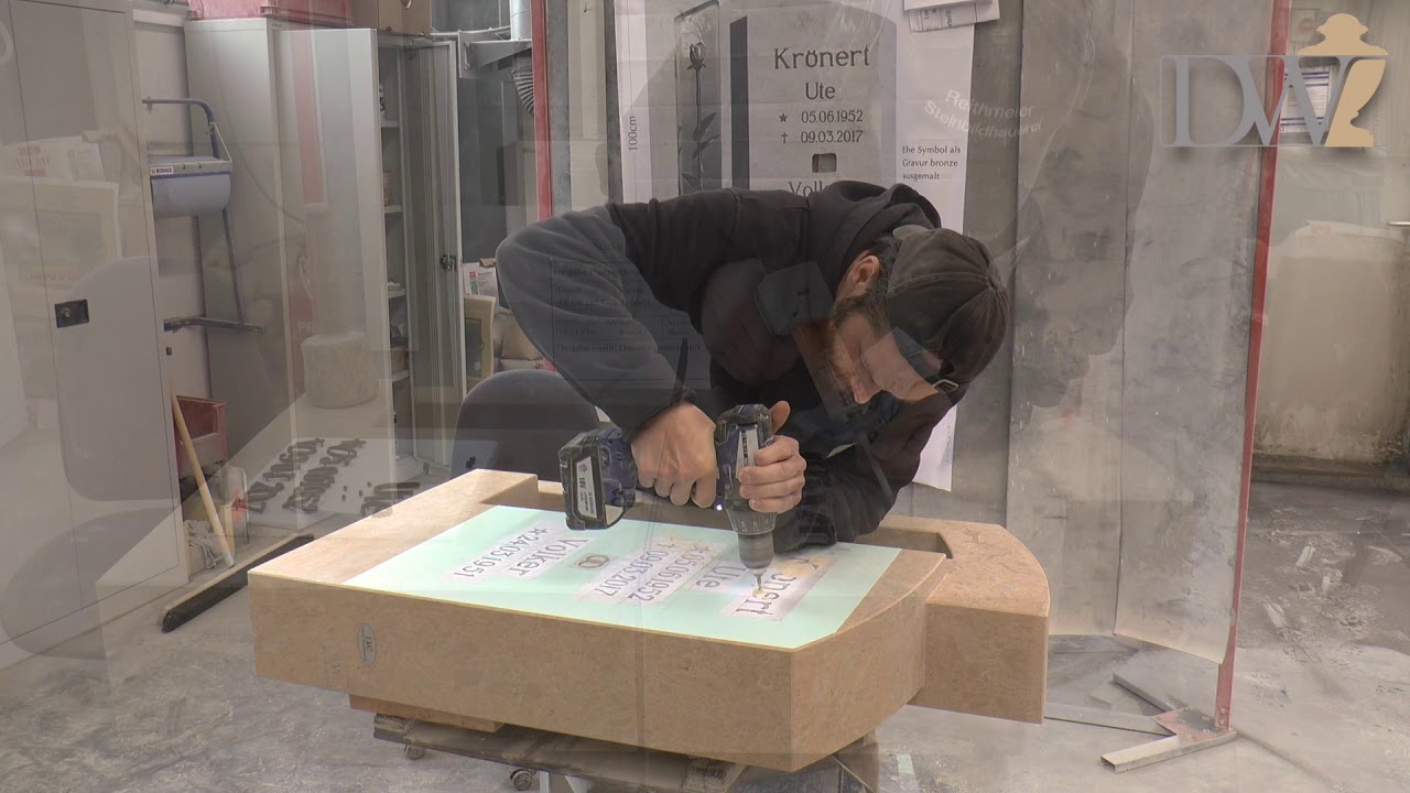 Moderner Grabstein "Vincenzo" - Edles Grabmal mit Rose für Doppelgrab