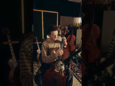 caught a vibe. flipped a cello in Arcade 🔥