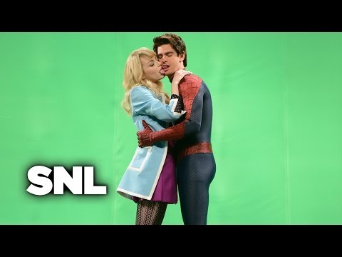 Spider-Man Kiss - SNL