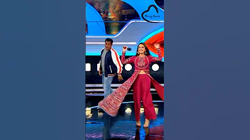 Salman Khan And Preity Zinta Dance On Aate Jaate Jo Milta Hai From The Movie Har Dil Jo Pyaar Karega 