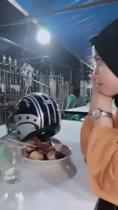 nunggu hujan reda bareng pacar