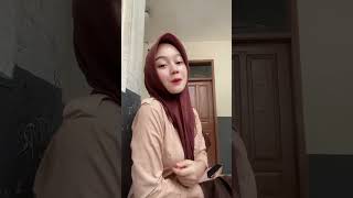 Guru Ini Bikin Semua Orang Penasaran