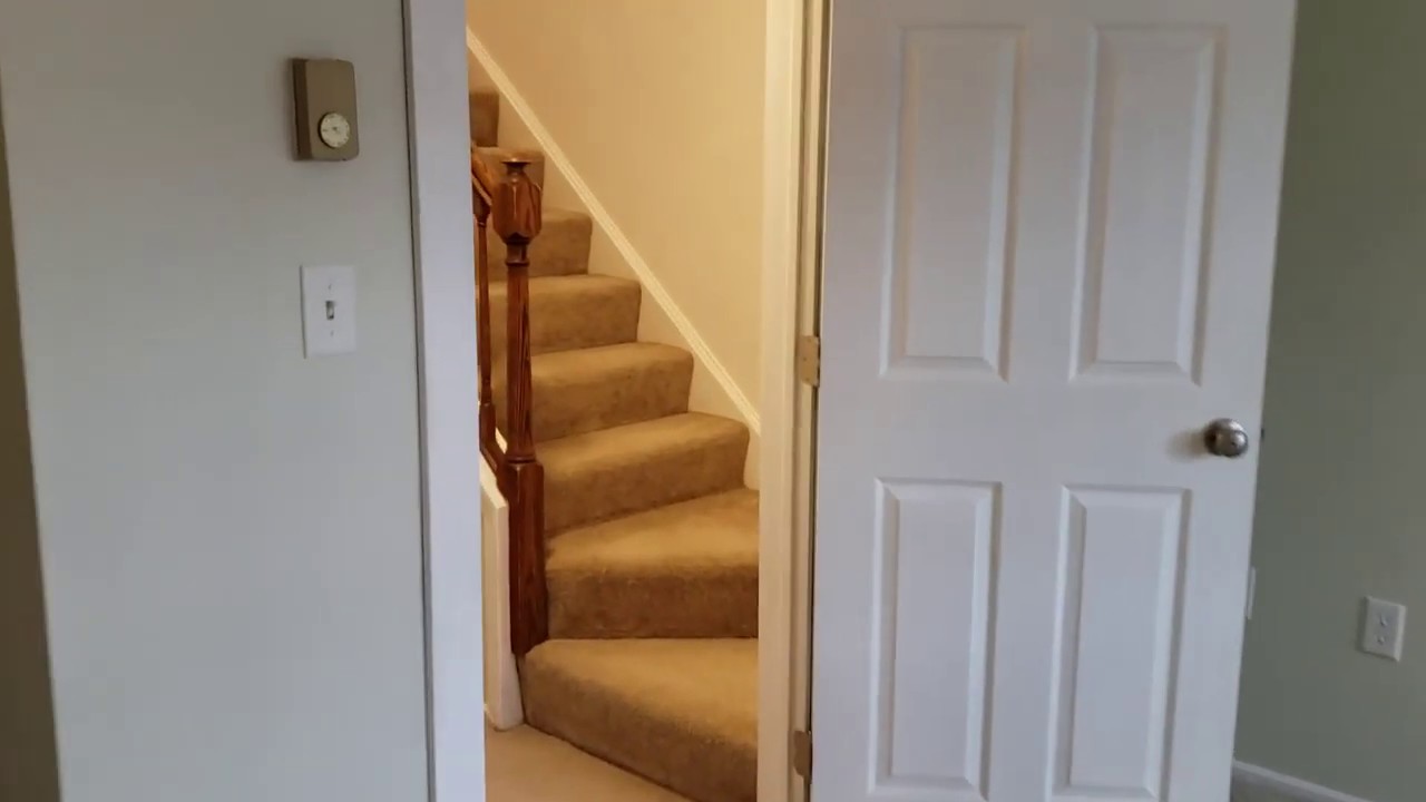 Townhouse for Rent in Middletown 3BR/1.5BA by Property Managers in