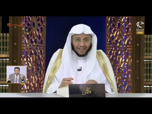 هل يقطع الصلاة إذا مر رجل غير مسلم بين يدي المصلي؟ | الشيخ عزيز بن فرحان