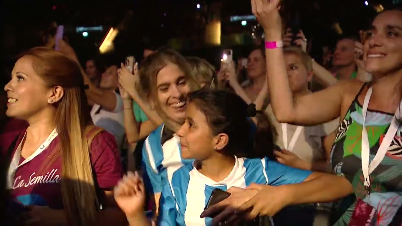 RICKY MARTIN CELEBRA A LA SELECCION ARGENTINA