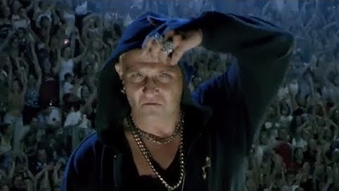 Il concerto di Vomito | Il Cinepanettone Natale in India