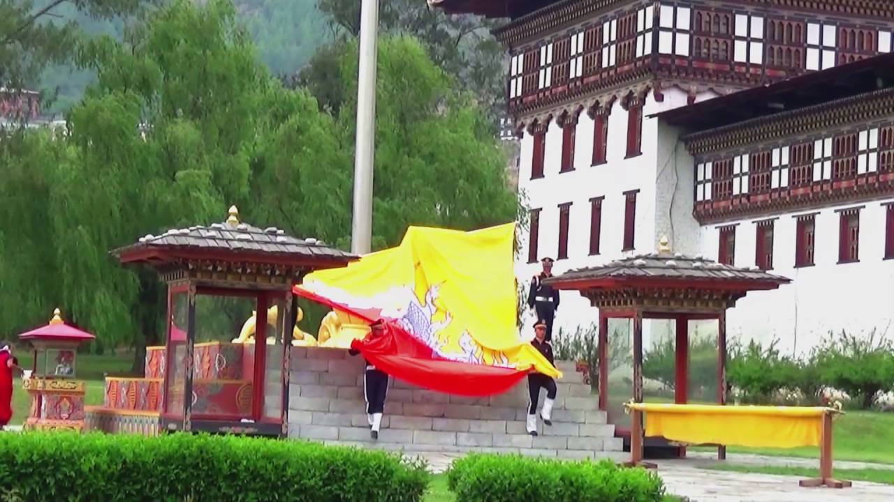 Flag Down Ceremony at Thimphu Dzong, Royal Dzong of Bhutan YouTube
