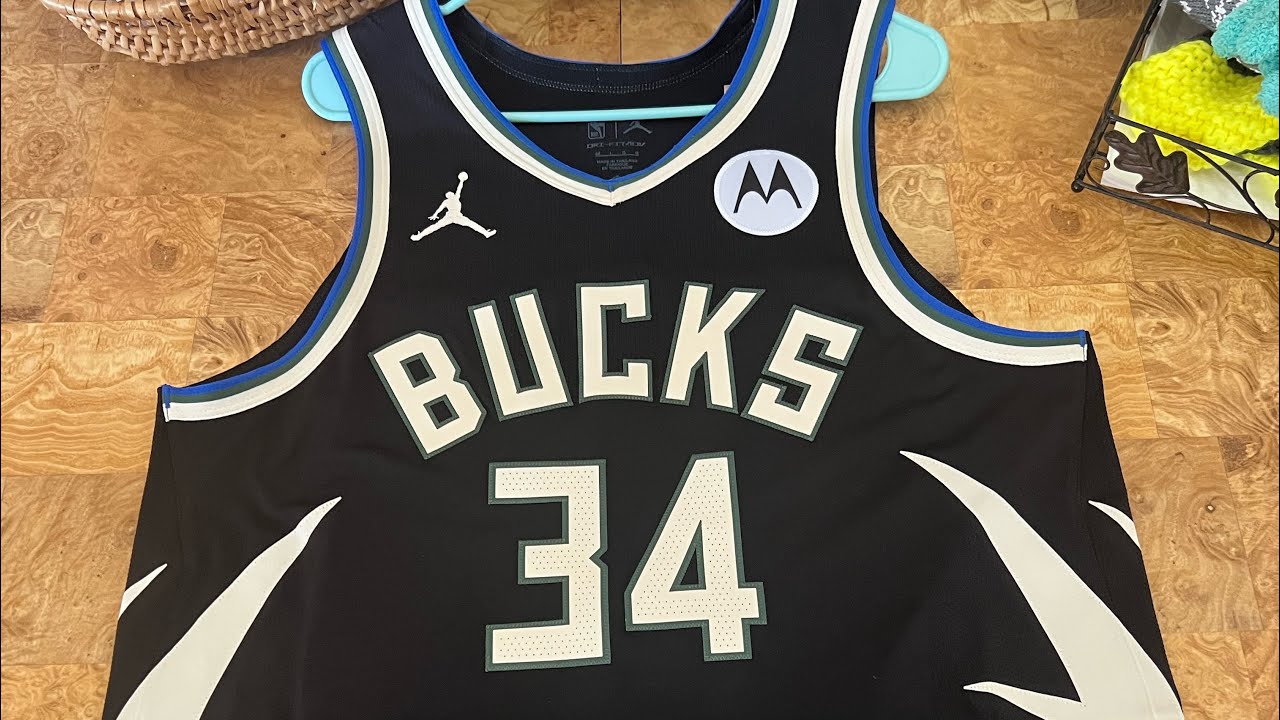 Bucks unveil 2022 jersey design.