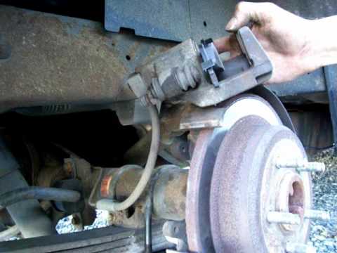 How to bleed brakes on a ford explorer #2