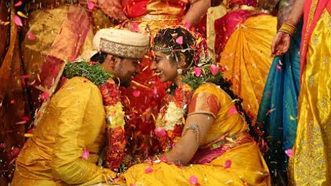 Anand & Madhavi Traditional South Indian Wedding H...