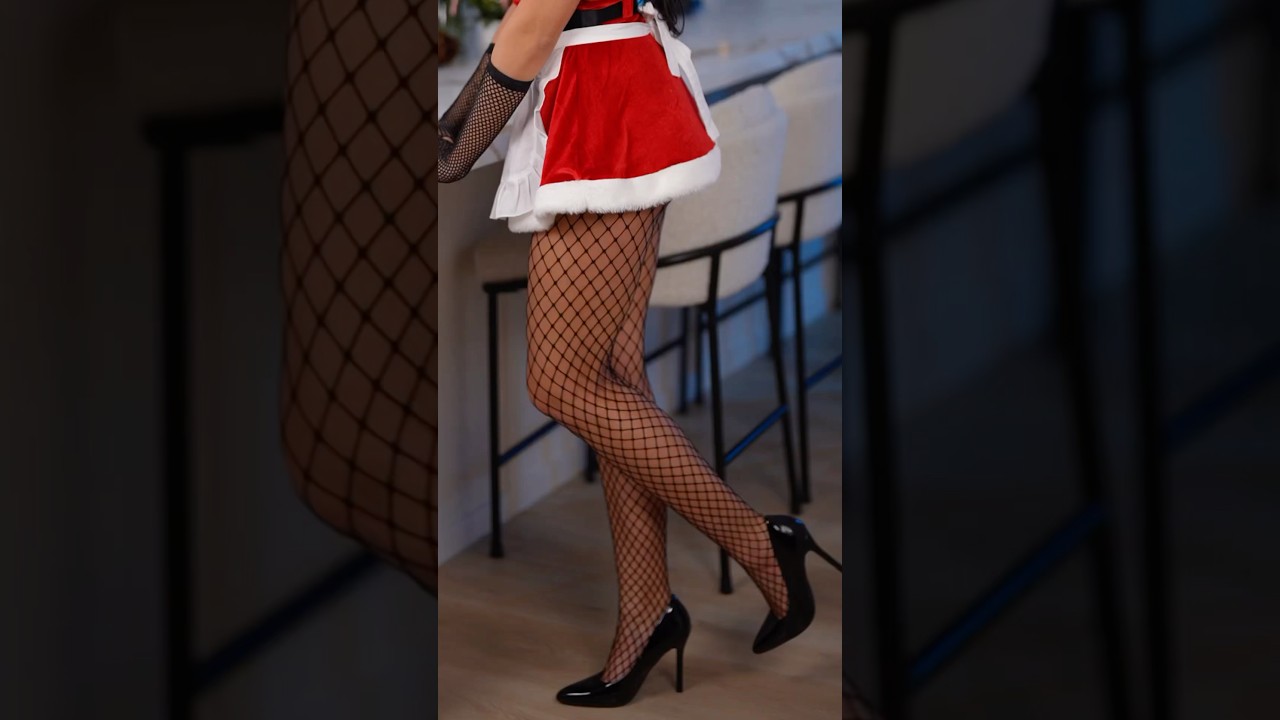 what do you want for christmas? 🥰🎄 #foryou #christmas #fyp #model #xmas