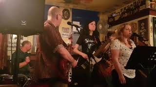 Love & rockets (live at the elm tree ...