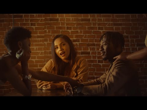 STEPHANIE - TSY FOTSY VARAVARANA (Nouveauté Clip Gasy 2022)