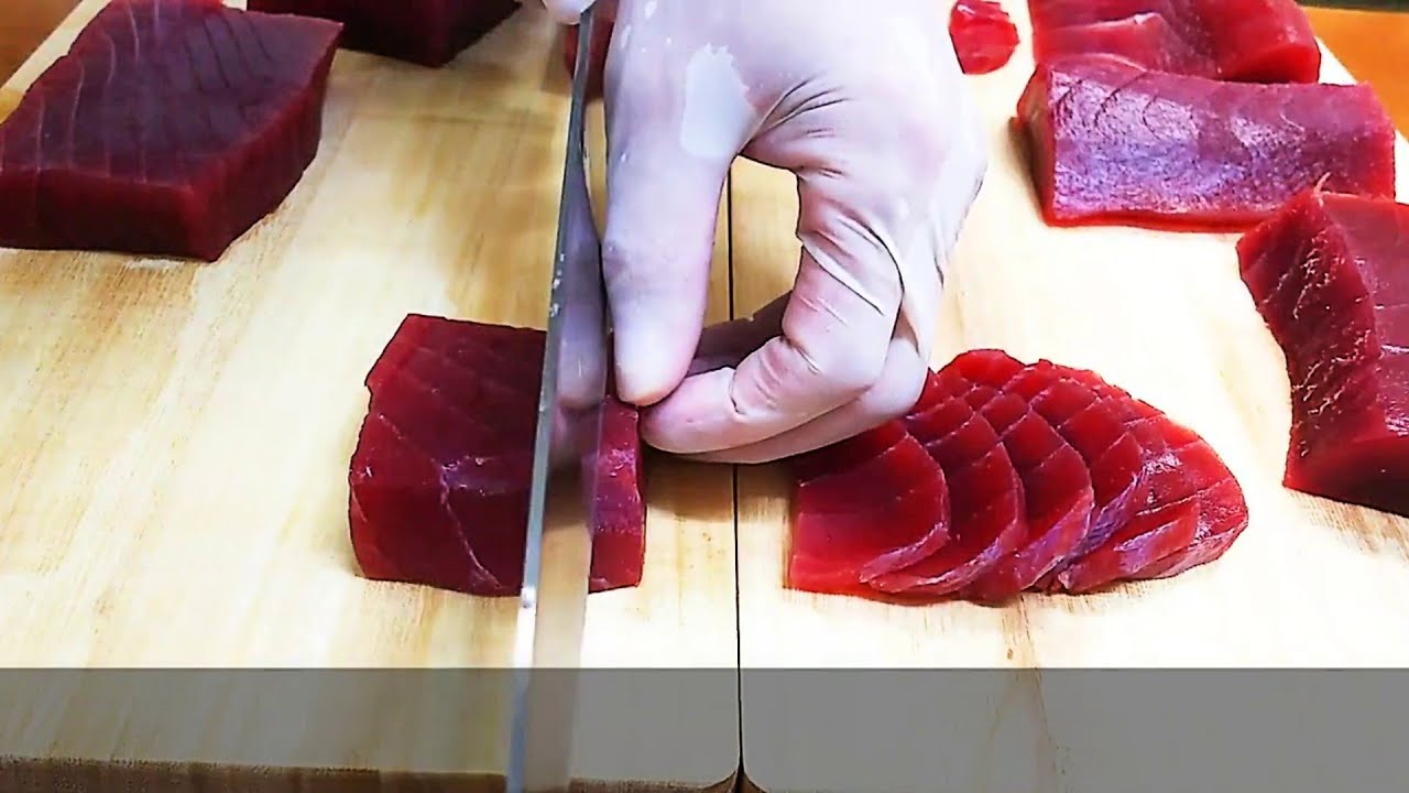 EPIC MAGURO SASHIMI CUTTING Fresh TUNA RED MEAT How To Cut Tuna For