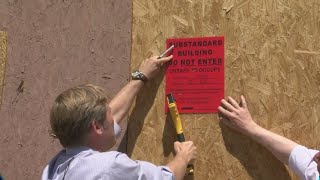 Mayor Keller places Red Tags on nuisance properties along Central Avenue