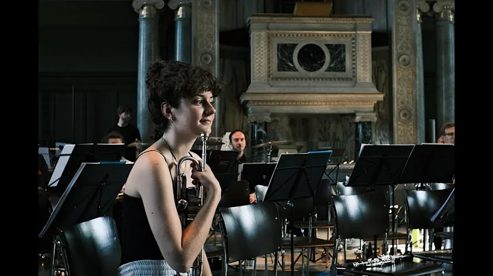 John Mackey: Aurora Awakes  Swiss Symphonic Wind O...