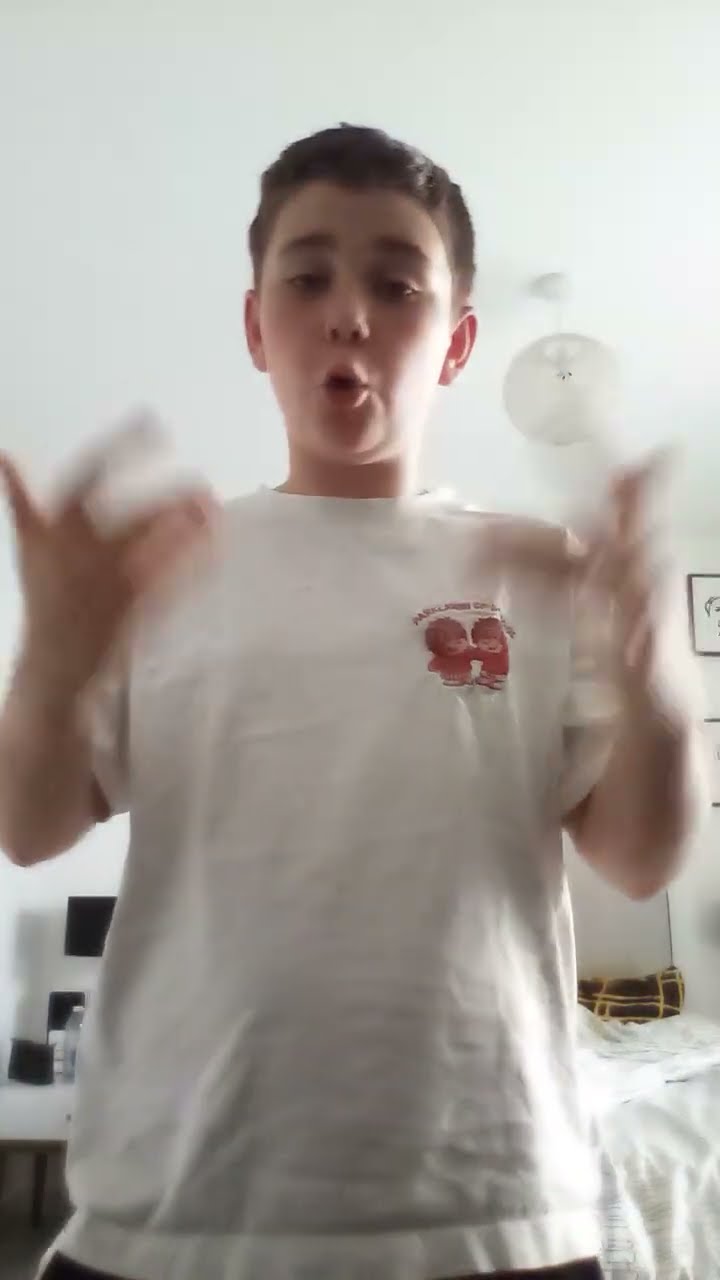 my first rap song - YouTube